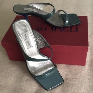 Light metallic blue two-tone sandal.